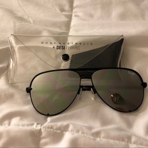 Quay x Desi Perkins Aviators